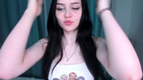 angellvee online show from May 2026 08:58:01 PM