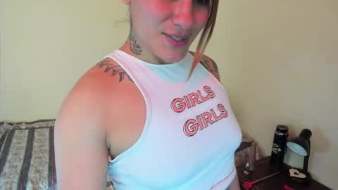 Angel online show from October 2025 09:37:01 PM