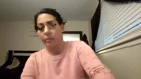 Snapshot of angelmarie7 chatting on October 2025 10:37:01 PM Angel Marie online show from October 2025 10:37:01 PM