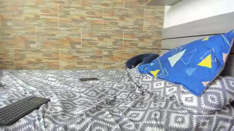 angelo_evans33 online show from April 2026 07:04:01 PM