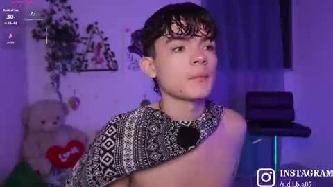 Angelo I work from home this is my room  online show from August 2026 04:39:01 AM
