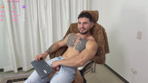 Angelo Ferro online show from September 2025 01:28:01 AM