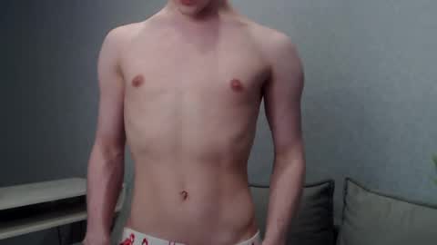 Angel online show from February 2025 06:35:01 PM