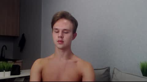 Angel online show from September 2025 07:03:02 AM