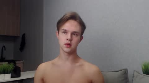 Angel online show from November 2025 08:23:02 AM