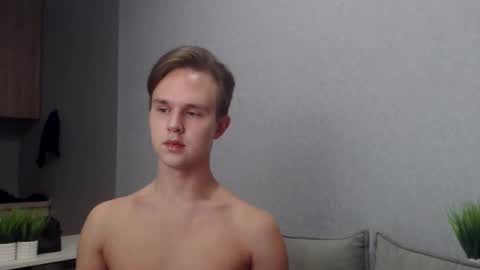 Angel online show from November 2025 03:06:02 PM