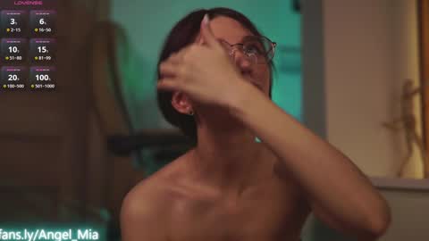 Nikki online show from February 2026 05:58:02 AM