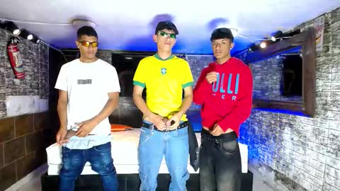 anghelytos online show from October 2025 09:42:02 PM