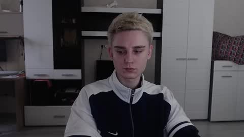 vodka online show from March 2025 06:40:02 AM