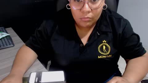 angy online show from October 2025 09:22:01 PM