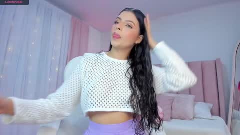 Snapshot of ania_sweet chatting on February 2025 12:22:02 AM Ania online show from February 2025 12:22:02 AM