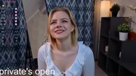 Snapshot of anika_heir chatting on November 2025 02:26:01 PM Alice online show from November 2025 02:26:01 PM