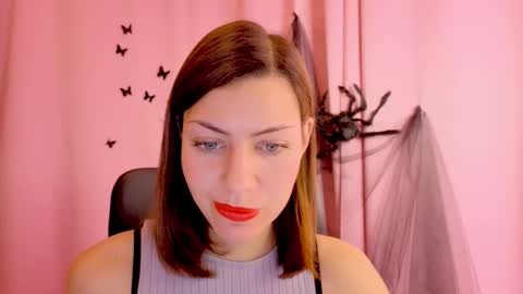 Anni online show from November 2025 04:07:02 PM