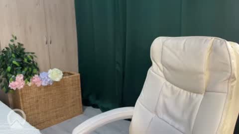 Snapshot of anita_blairr chatting on July 2026 01:57:01 AM Anita online show from July 2026 01:57:01 AM