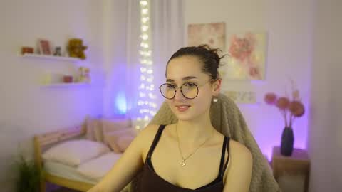 Anita Grey online show from February 2026 07:28:01 PM