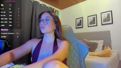 Anita online show from November 2025 08:59:01 AM