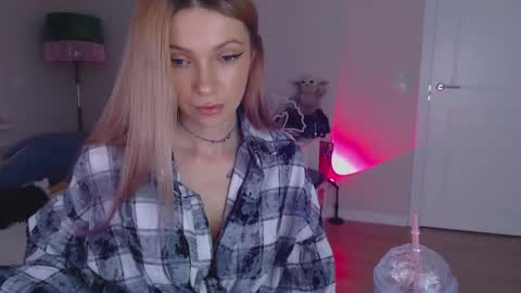 Snapshot of anita_moon_ chatting on October 2025 04:07:02 PM anita_moon_ online show from October 2025 04:07:02 PM