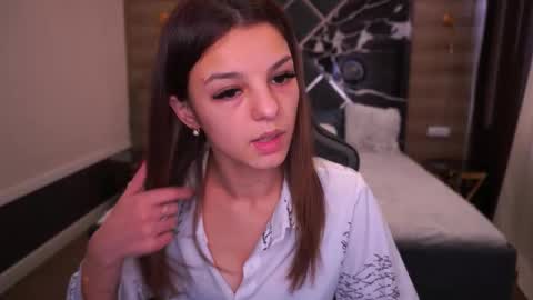 Anita online show from October 2025 07:29:01 AM