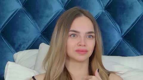 Snapshot of anitaventure chatting on November 2025 04:56:01 AM AnitaVenture online show from November 2025 04:56:01 AM