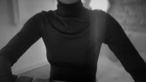 Anje online show from December 2025 07:19:02 PM