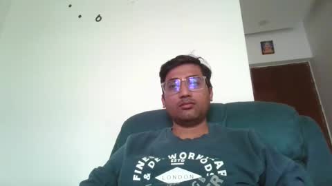 Slave looking for Mistress online show from February 2026 06:26:01 AM