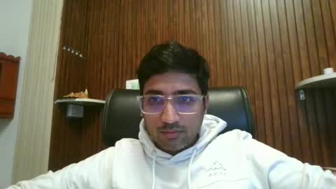 Slave looking for Mistress online show from February 2026 07:42:02 AM