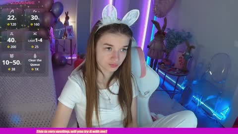 ann_woood online show from March 2026 08:26:33 AM