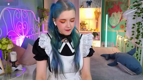 Violett online show from December 2024 04:23:01 PM