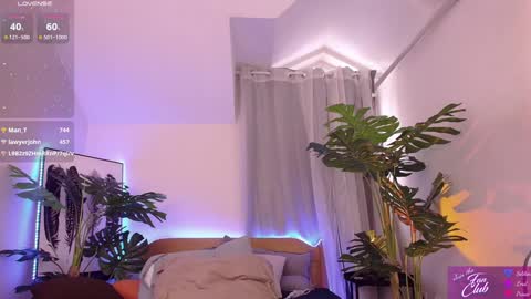 Anna online show from February 2025 11:32:01 AM