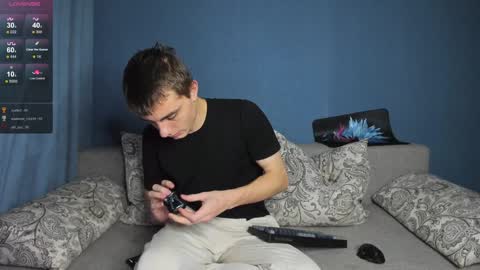 Snapshot of anna_jason chatting on January 2025 04:40:01 PM Fansly Jason sweet ass online show from January 2025 04:40:01 PM