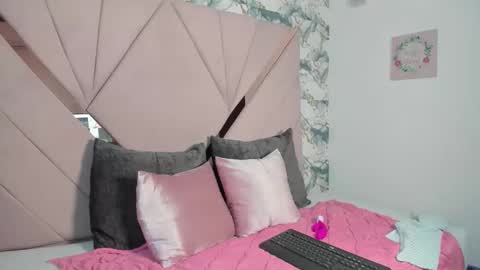 Snapshot of anna_jules chatting on December 2025 11:39:02 AM Anna Jules online show from December 2025 11:39:02 AM