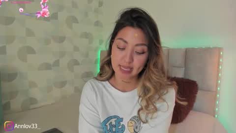 Ana Lucia online show from September 2025 08:44:01 PM