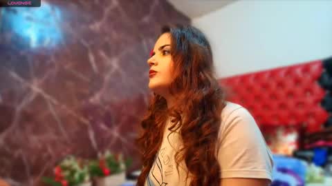 Snapshot of anna_lwice chatting on December 2025 06:19:01 AM Ana online show from December 2025 06:19:01 AM