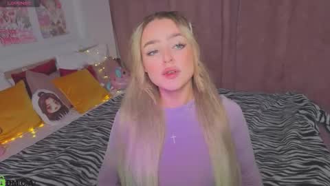 Snapshot of anna_nickol chatting on February 2026 04:25:02 PM Anna online show from February 2026 04:25:02 PM