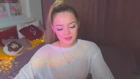 Snapshot of anna_nickol chatting on February 2026 05:57:02 PM Anna online show from February 2026 05:57:02 PM