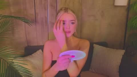 Anna online show from June 2026 06:41:01 PM
