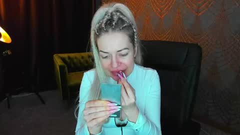 anna_snow9 online show from May 2026 05:37:01 AM