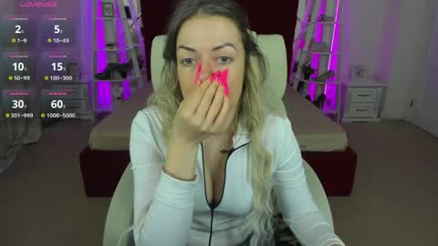 anna_snow9 online show from May 2026 11:09:02 AM