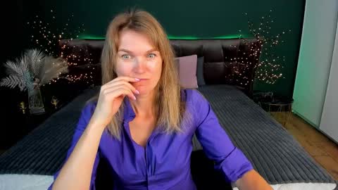 Snapshot of annabel_xxx chatting on September 2025 04:54:02 PM Annabel online show from September 2025 04:54:02 PM