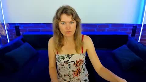 Snapshot of annabel_xxx chatting on October 2025 05:50:01 AM Annabel online show from October 2025 05:50:01 AM