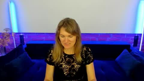 Snapshot of annabel_xxx chatting on October 2025 04:07:02 PM Annabel online show from October 2025 04:07:02 PM