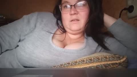 annabelhampton online show from December 2024 05:55:02 PM