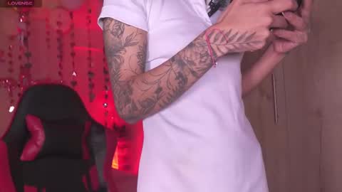 Anna online show from November 2025 02:14:01 AM