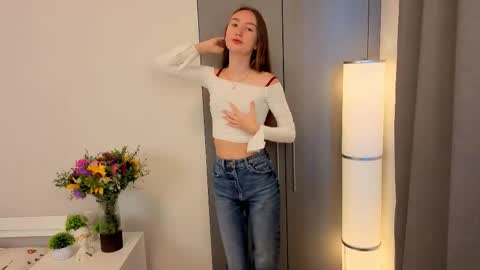 Holly Molly Im Polly online show from September 2025 06:13:01 AM