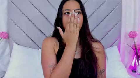 Anna online show from January 2025 04:21:02 PM