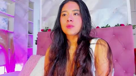 Anna online show from November 2025 03:18:02 PM