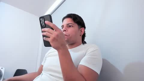 Snapshot of anndyhardy11 chatting on January 2025 04:08:01 PM Anndy Hardy online show from January 2025 04:08:01 PM