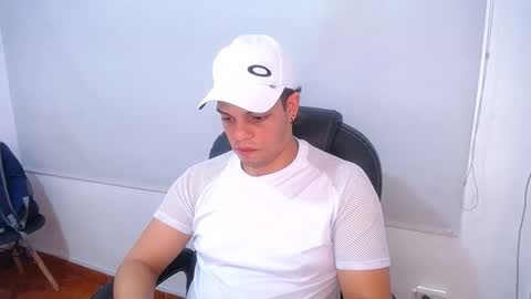 Snapshot of anndyhardy11 chatting on January 2025 02:49:02 PM Anndy Hardy online show from January 2025 02:49:02 PM