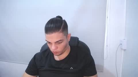 Snapshot of anndyhardy11 chatting on February 2025 04:37:02 PM Anndy Hardy online show from February 2025 04:37:02 PM