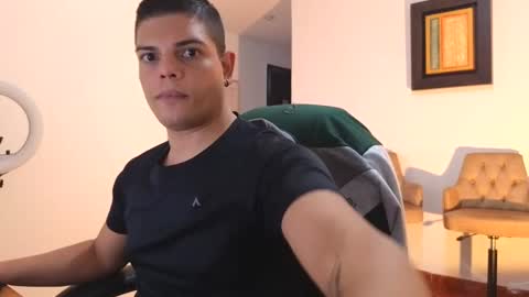 Snapshot of anndyhardy11 chatting on October 2025 09:12:02 PM Anndy Hardy online show from October 2025 09:12:02 PM